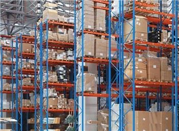 Průmyslový sklad Vysoce výkonné paletové regály